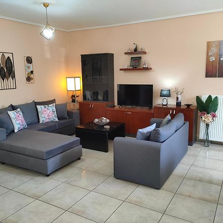 הוילה Corinth Violeta'S House מראה חיצוני תמונה