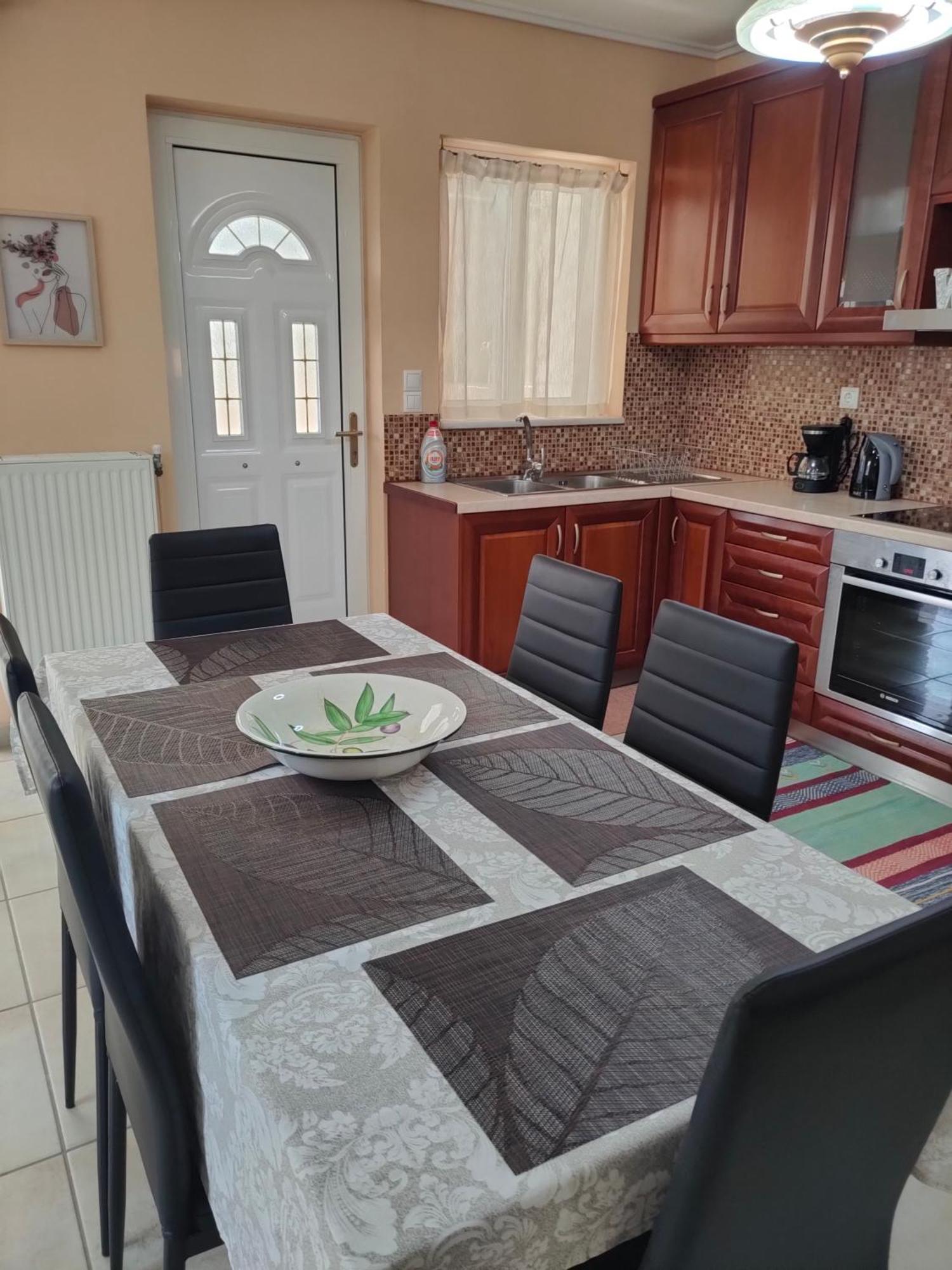 הוילה Corinth Violeta'S House מראה חיצוני תמונה